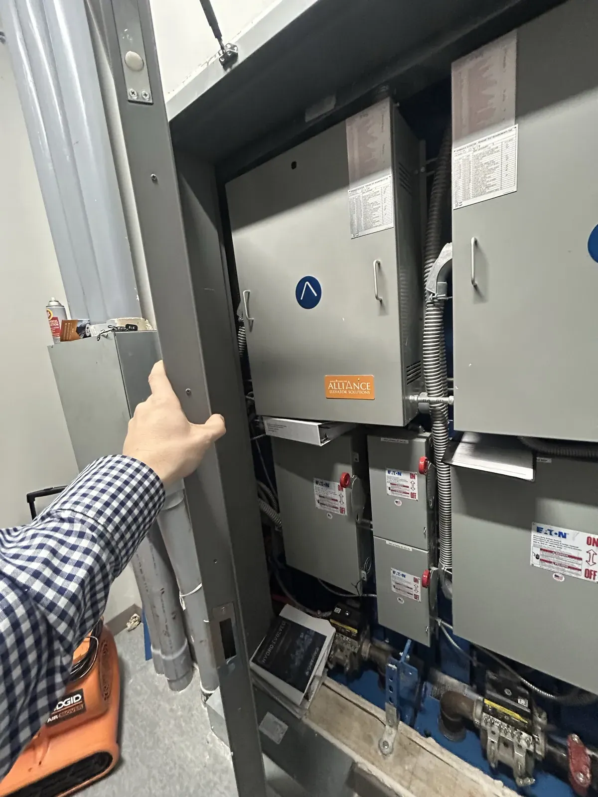 EDA MRL hydraulic equipment