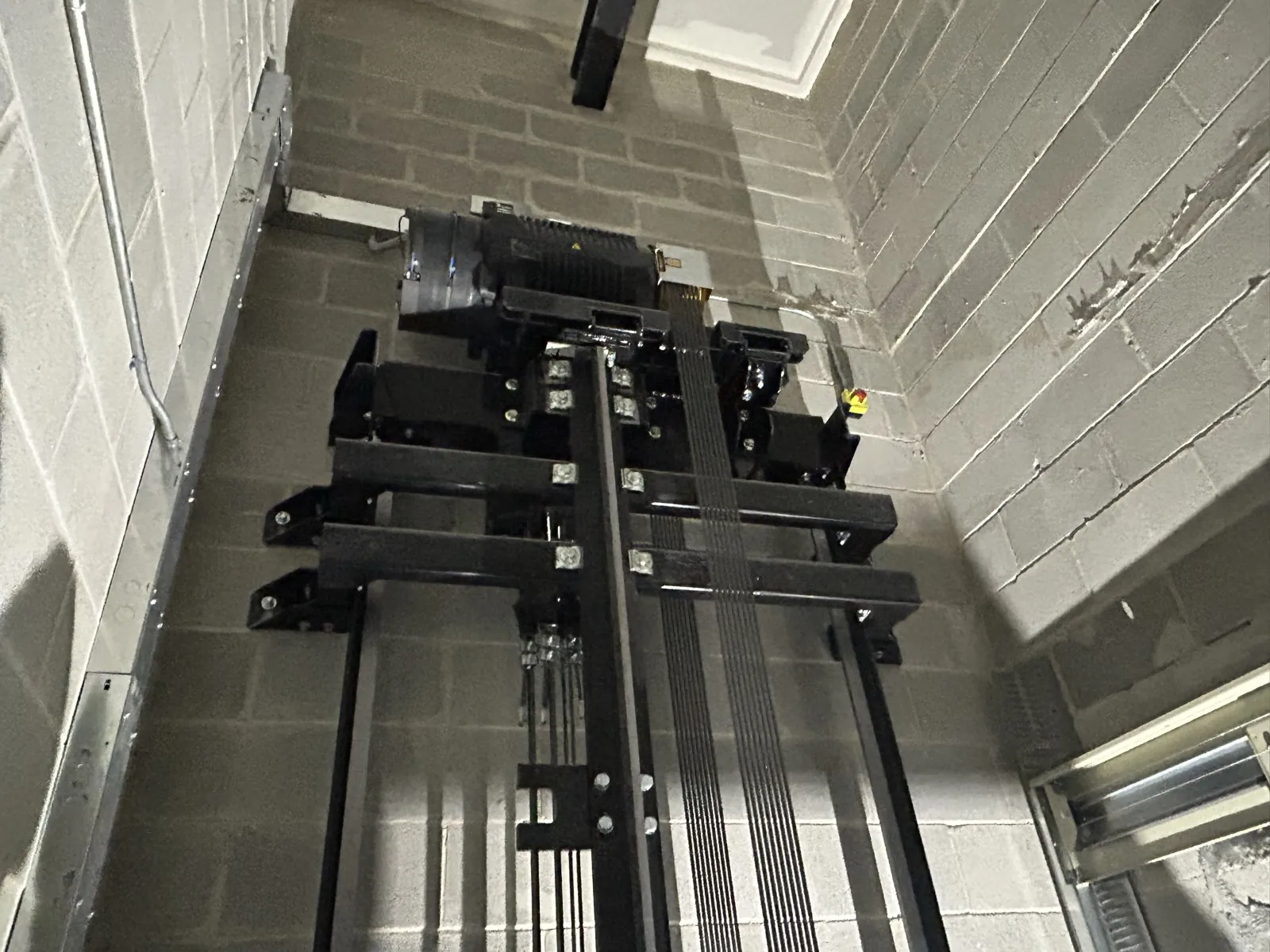 EDGE traction elevator installation